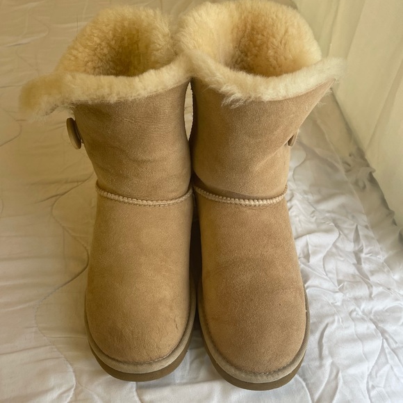 UGG Bailey Button Boots Sand - Picture 3 of 4